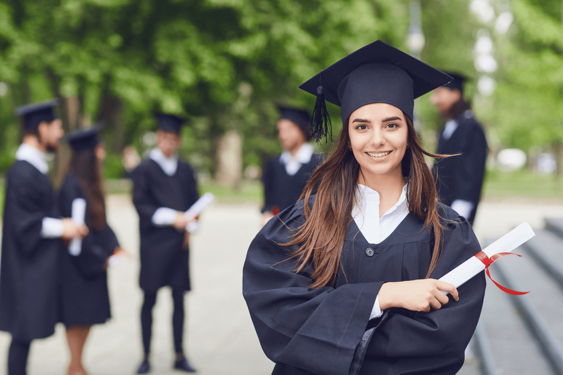 GRAD WOMAN
