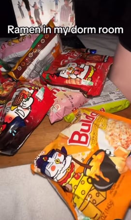 Image of multiple packets of Ramen